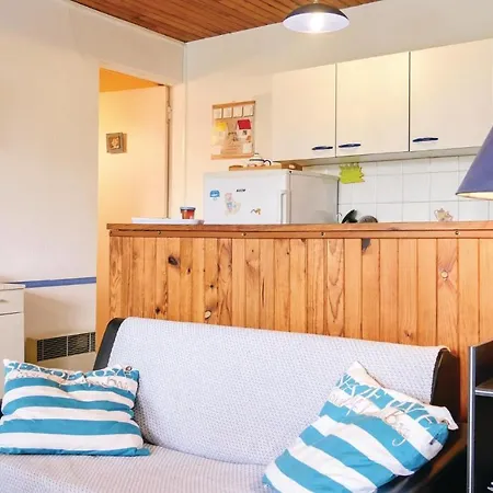 2 Bedroom Amazing In Sur Mer Ferienhaus